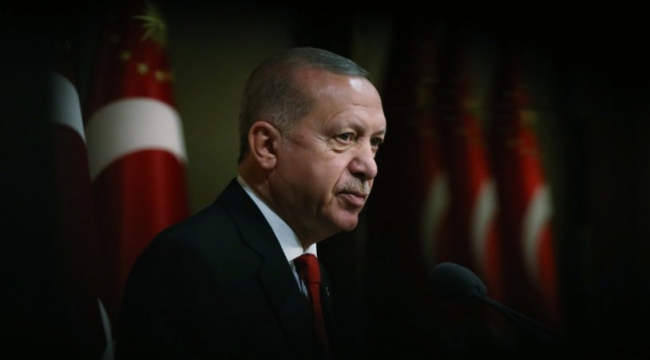 Siyaset gündemine bomba gibi düşecek şüphe: Erdoğanın açıkladığı eylem planı kopya mı?