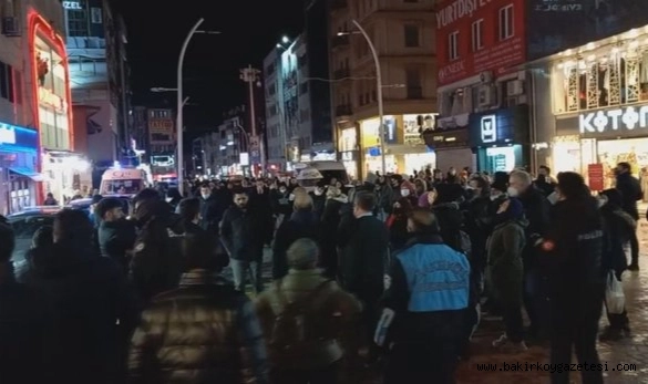 BAKIRKÖY'DE KADROLU PROVAKATÖRLER YALANLARLA ALGI OPERASYONU YAPIYORLAR..