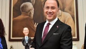 BEYLİKDÜZÜ BELEDİYE BAŞKANI MURAT ÇALIK'TAN 250 MİLYON DOLARLIK ARSA SATIŞI 