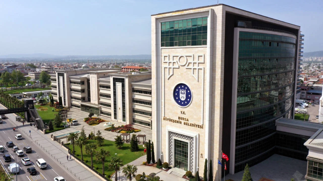 AKP'li isimler yedi, fatura CHP'ye kaldı