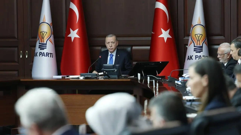 AKP'de MYK üyelerinde değişim gündemde: Erdoğan'dan kongreleri başlatma talimatı 