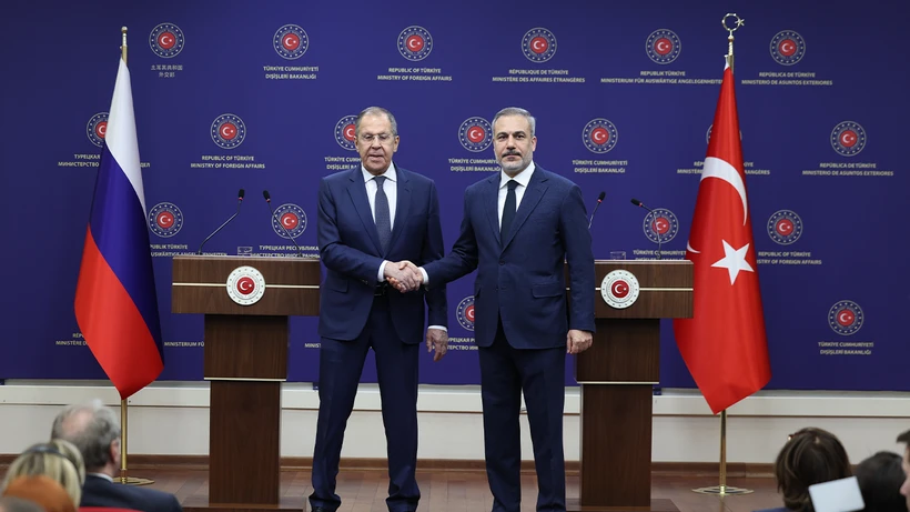 İstanbul'da Kritik Zirve! ABD ve Rusya Yarın Bir Araya Gelecek