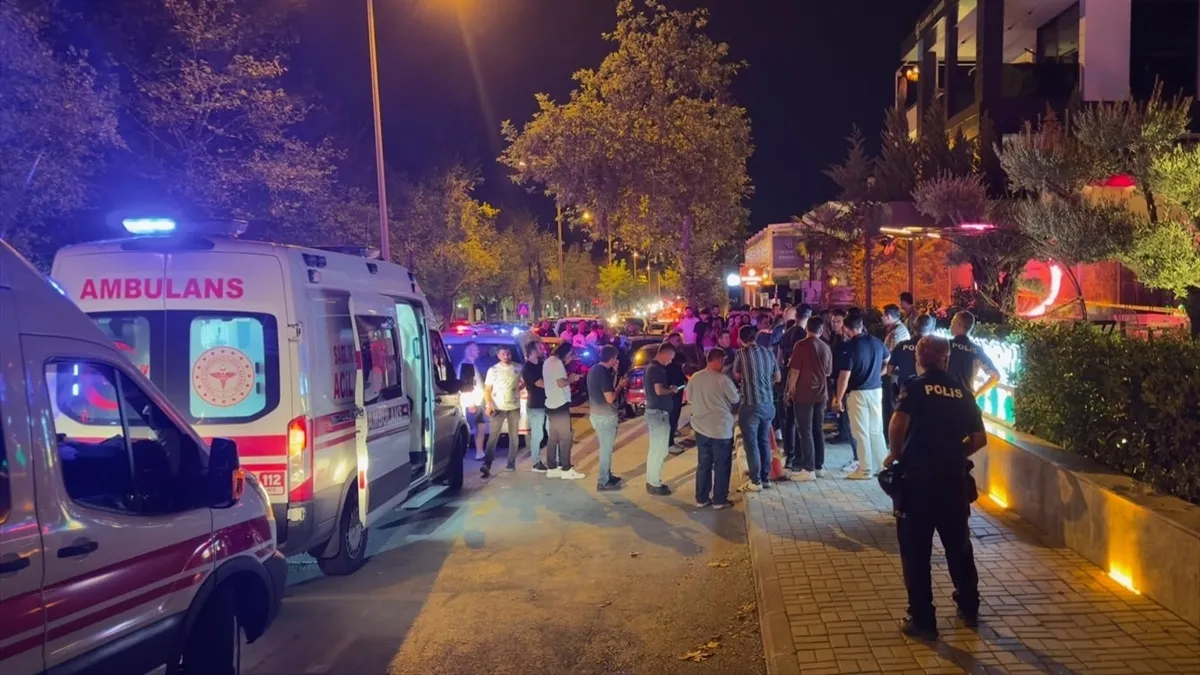 Restoranda kanlı çatışma! İki grup arasında çıkan kavgada 2 ölü 3 yaralı